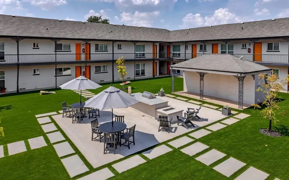 Trusted yard maintenance in Duncanville, TX - Eclipse Landscaping