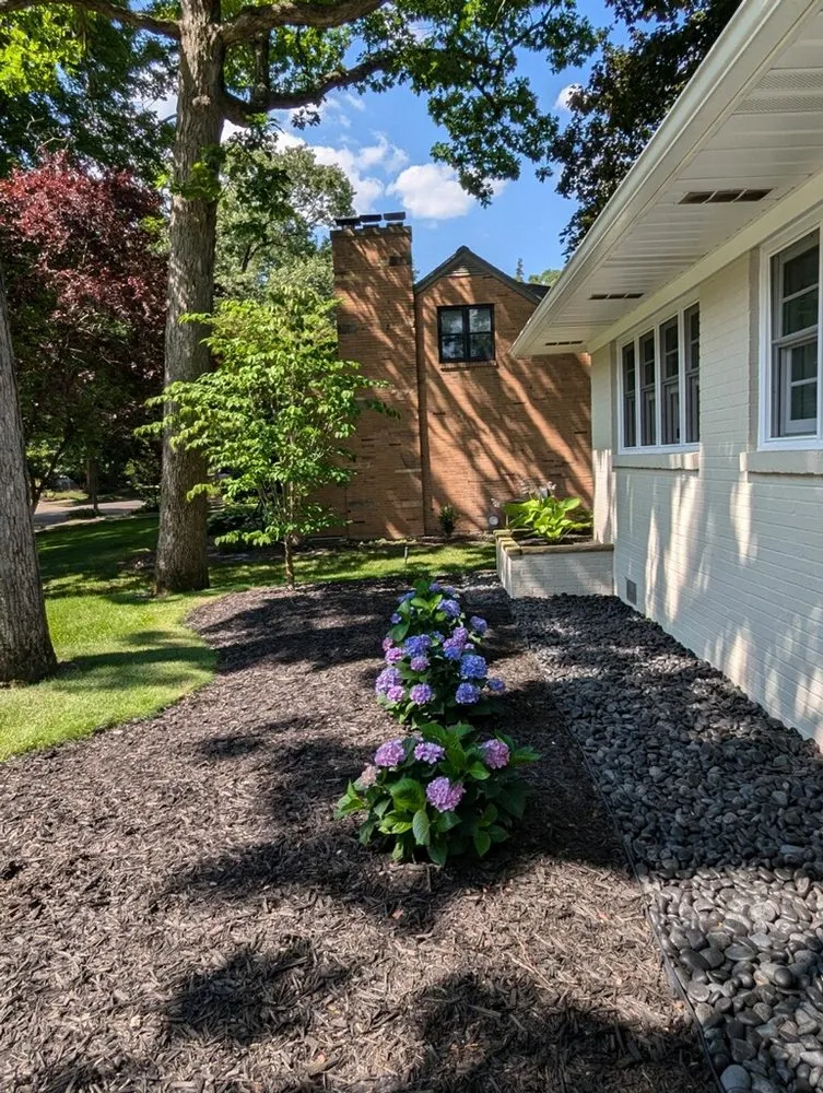 Custom landscaping services for homes across Noblesville, IN - Eclipse Landscaping