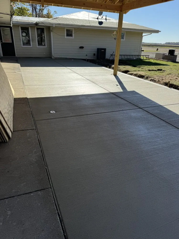 Trusted outdoor landscaping with custom design across Wanatah, IN - Eclipse Outdoor