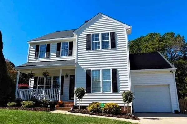 Professional yard maintenance in Raleigh, NC - ECM Landscaping and Lawn Care