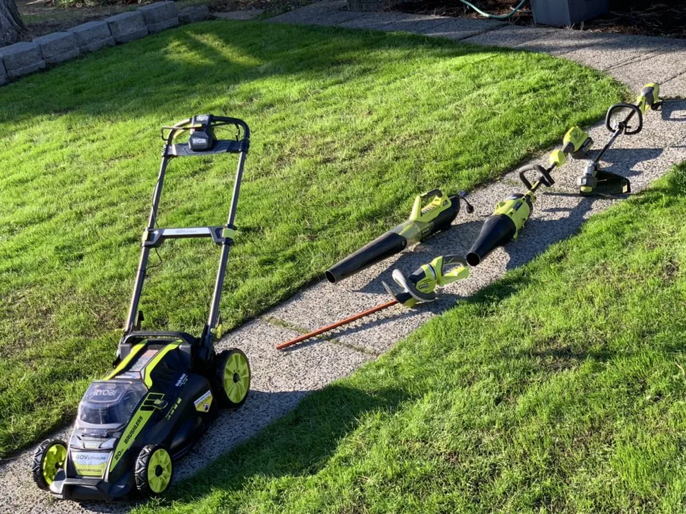 Expert yard maintenance in Tacoma, WA by ECMP Landscaping