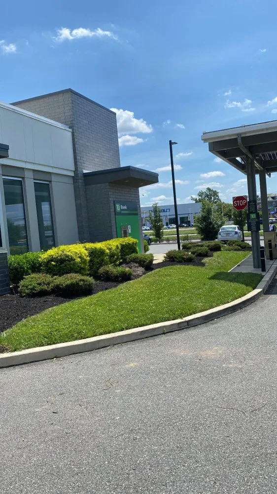 Reliable residential landscaping experts serving Philadelphia, PA - Eco Cleaning Solutions