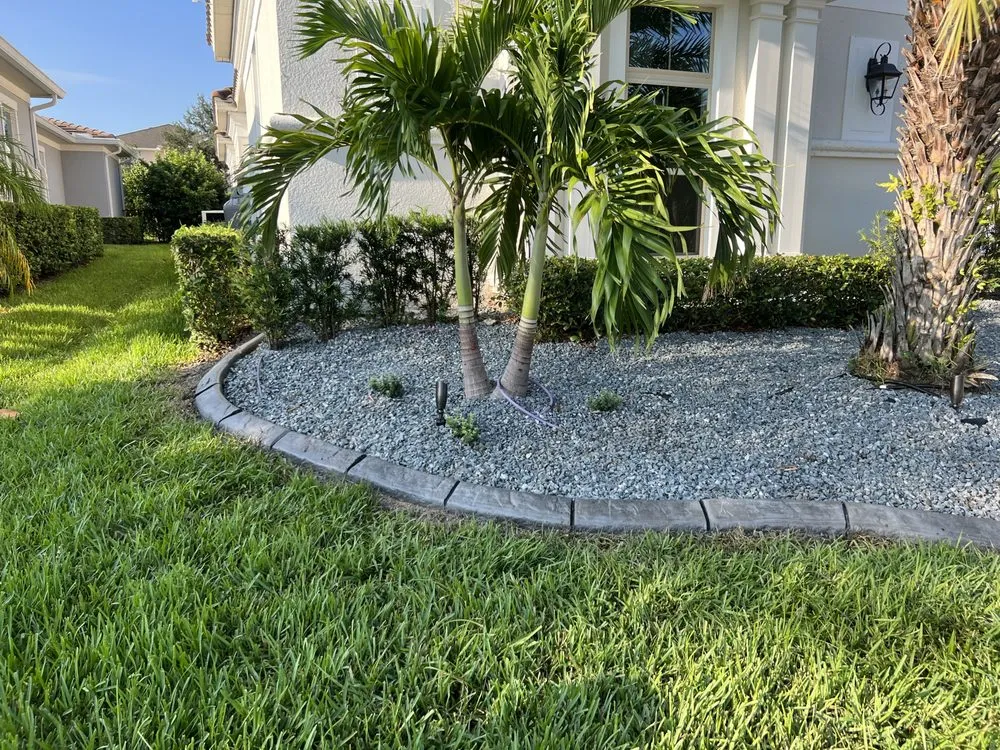 Custom landscaping services experts serving Orlando, FL - Eco Curbs
