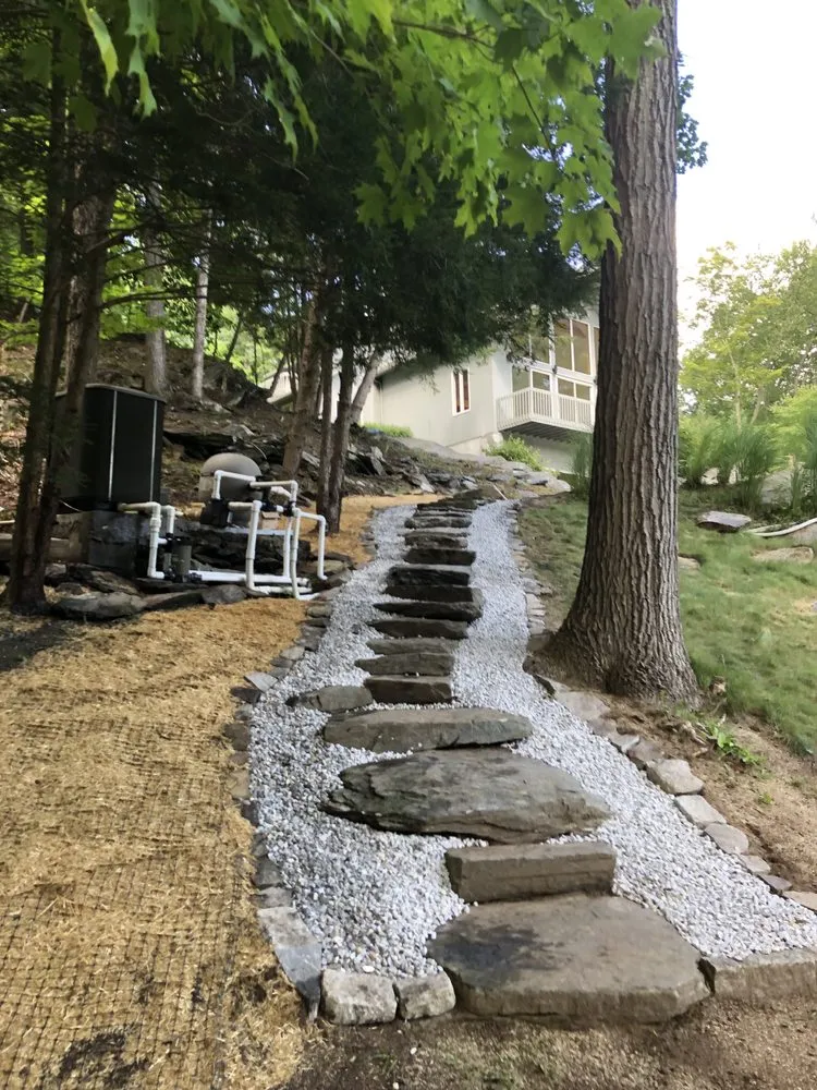 Reliable outdoor landscaping experts serving New Milford, CT - Eco Earth Landscaping