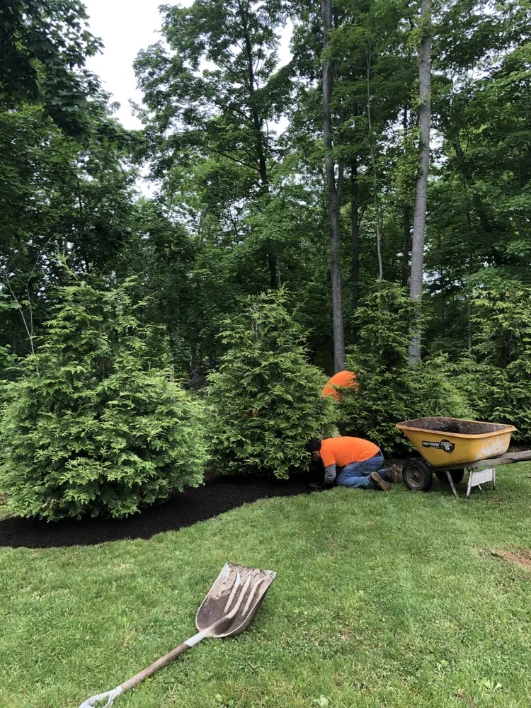 Professional lawn mowing service experts serving New Milford, CT - Eco Earth Landscaping