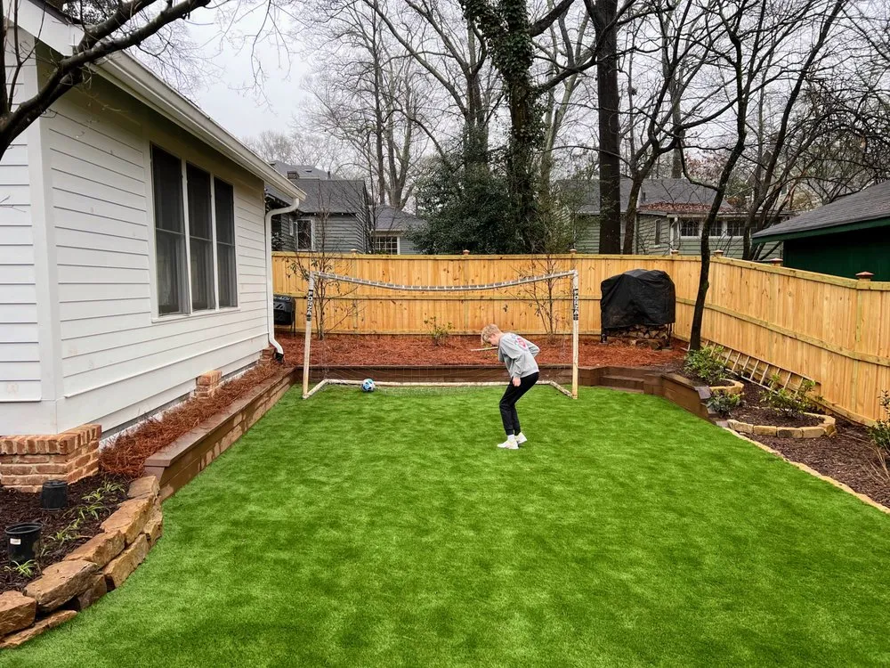 Trusted yard maintenance in Decatur, GA - Eco Gardens