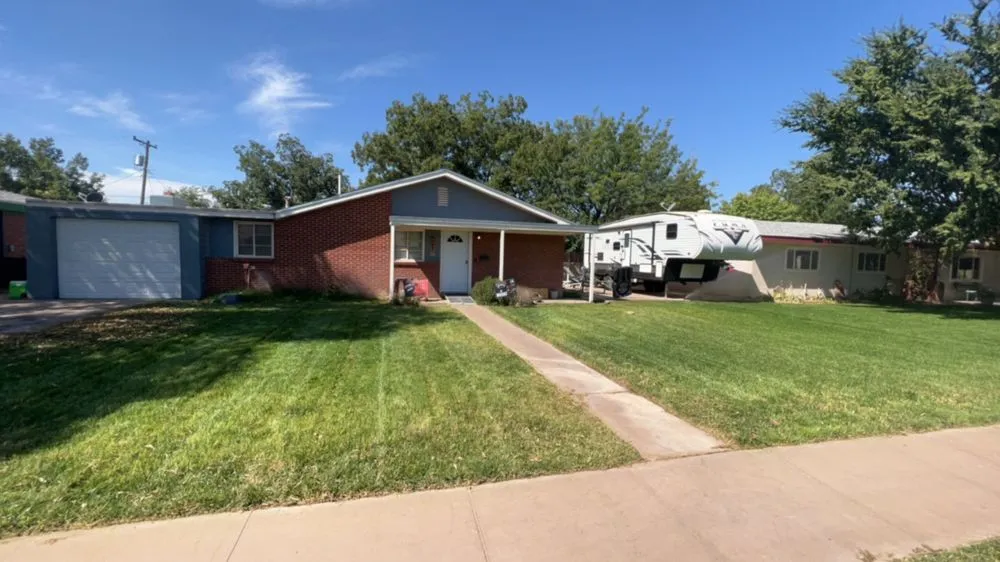 Reliable yard cleanup service with custom design across Roswell, NM - Eco Green Environmental