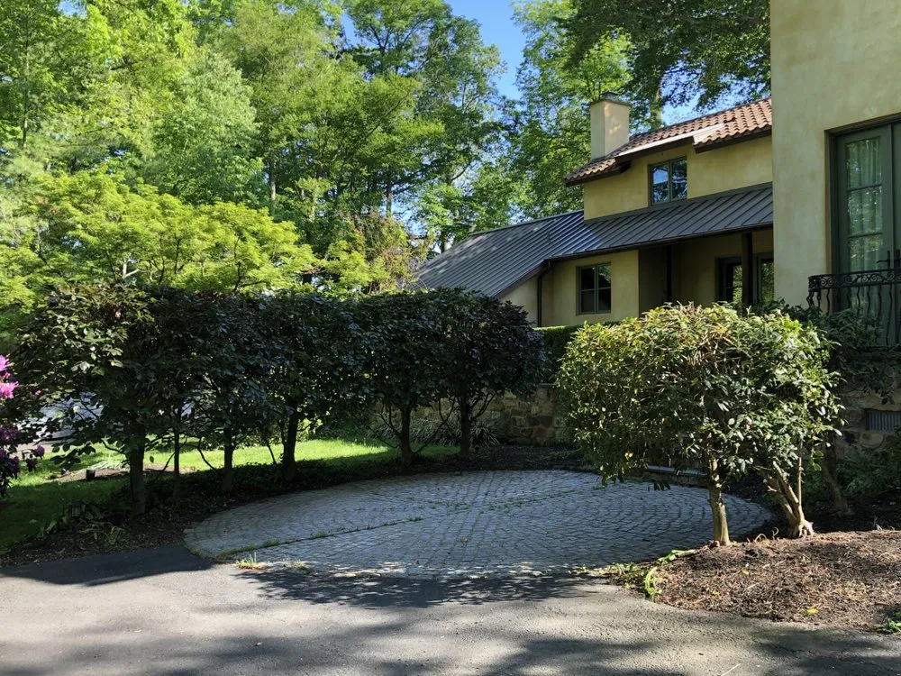 Local yard maintenance for beautiful yards in Trenton, NJ by Eco Green Landscaping Services