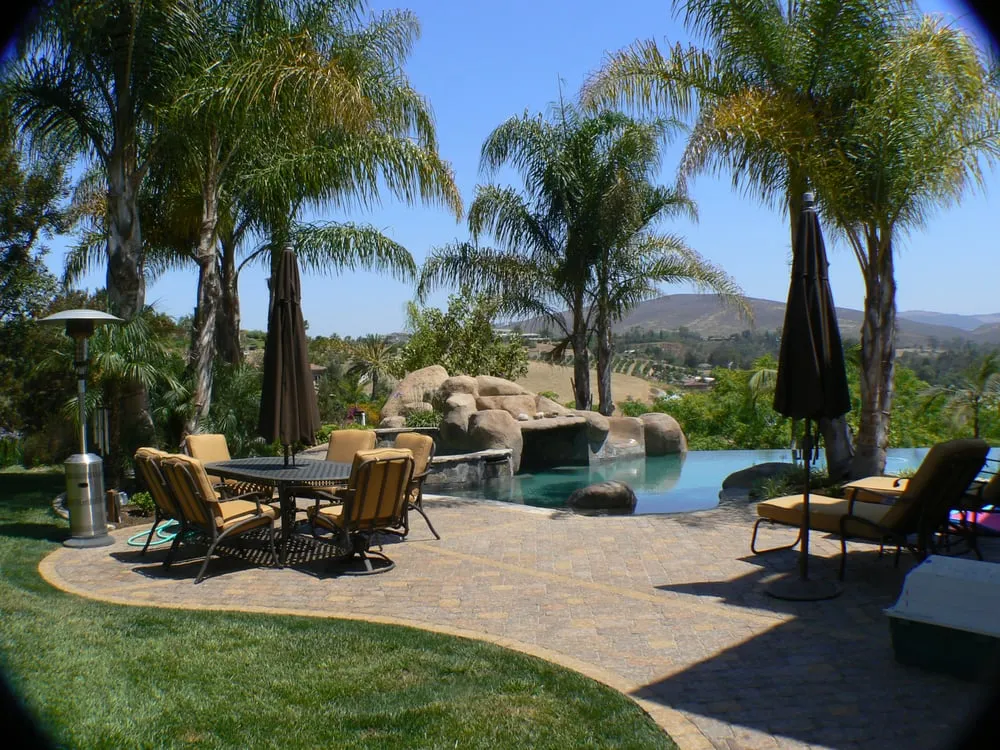 Local yard maintenance in Vista, CA - Eco-Greenscape