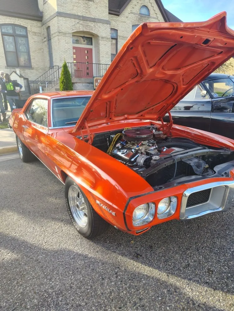 Local lawn care service experts serving Delavan, WI - Eco Home Services