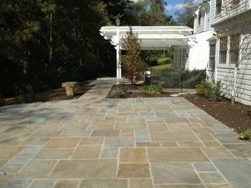 Professional yard maintenance experts serving Sewickley, PA - Eco Land Designs