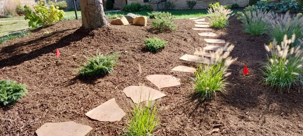 Reliable residential landscaping experts serving Urbana, IL - Eco-Land Mowing Service