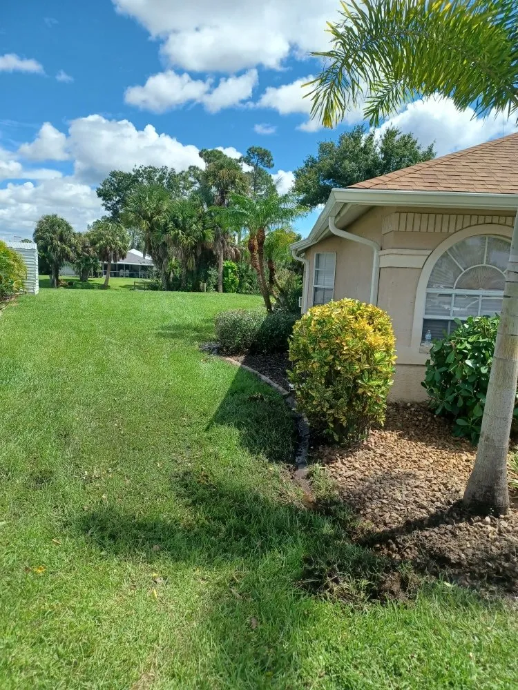 Custom outdoor landscaping in Arcadia, FL - Eco Land Scapers
