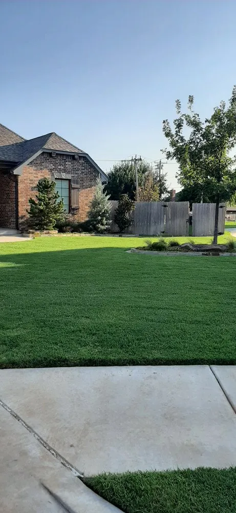 Expert yard cleanup service experts serving Oklahoma City, OK - Eco landscaping & Irrigation