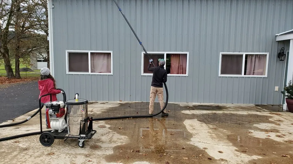 Top-rated yard cleanup service with custom design across Roseburg, OR - Eco Premier Lawn Service