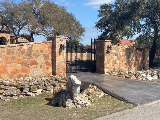 Affordable residential landscaping for residential properties in San Antonio, TX by Eco Scapes of Texas