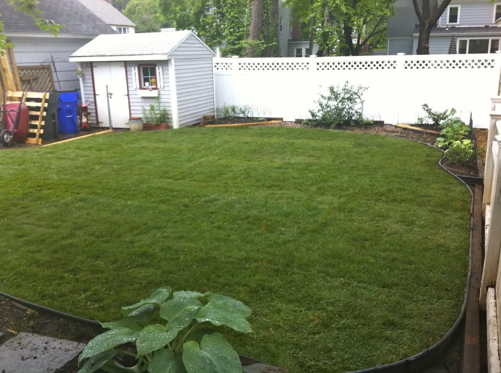 Custom landscaping services experts serving West Hartford, CT - Eco Turf Landscaping