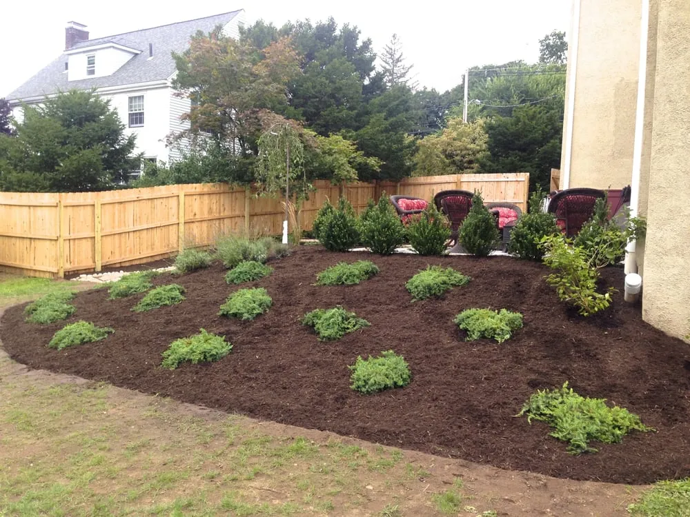 Top-rated landscaping services experts serving West Hartford, CT - Eco Turf Landscaping