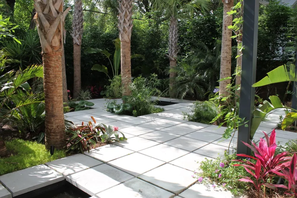 Local lawn mowing service for year-round maintenance across New Orleans, LA - Eco Urban Landscaping