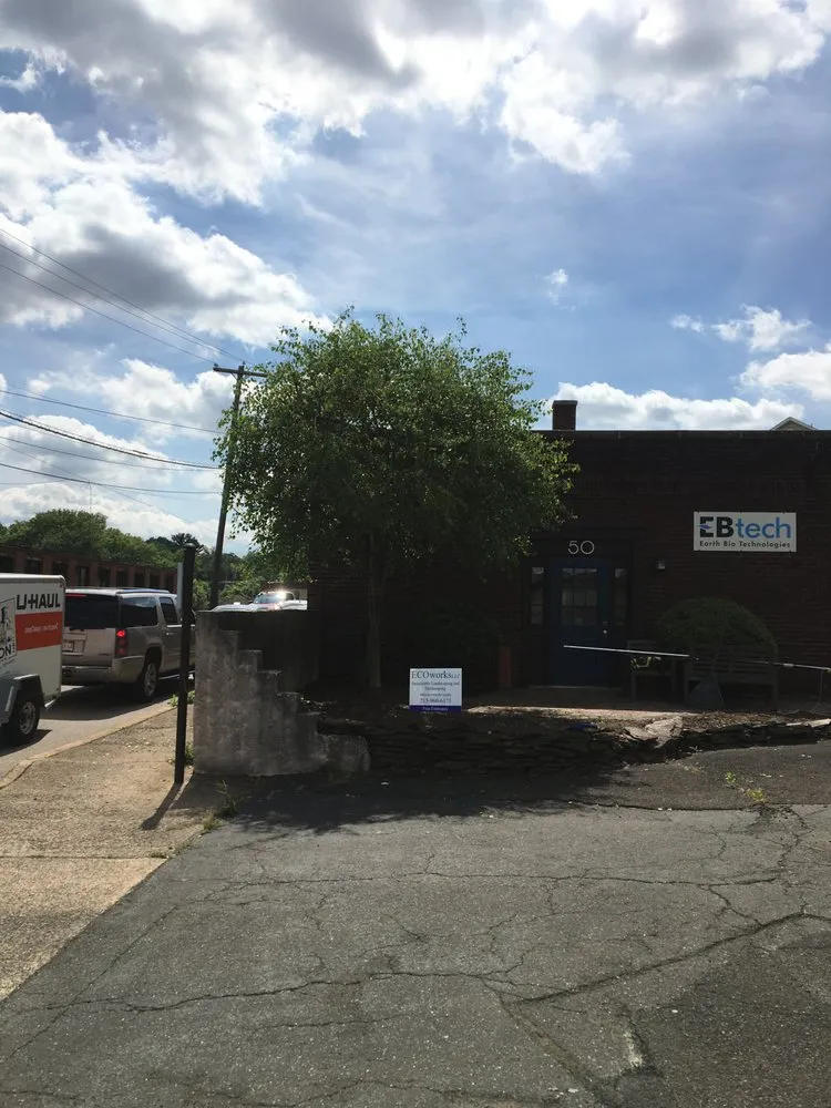 Affordable outdoor landscaping for year-round maintenance in Wyncote, PA by Eco Works