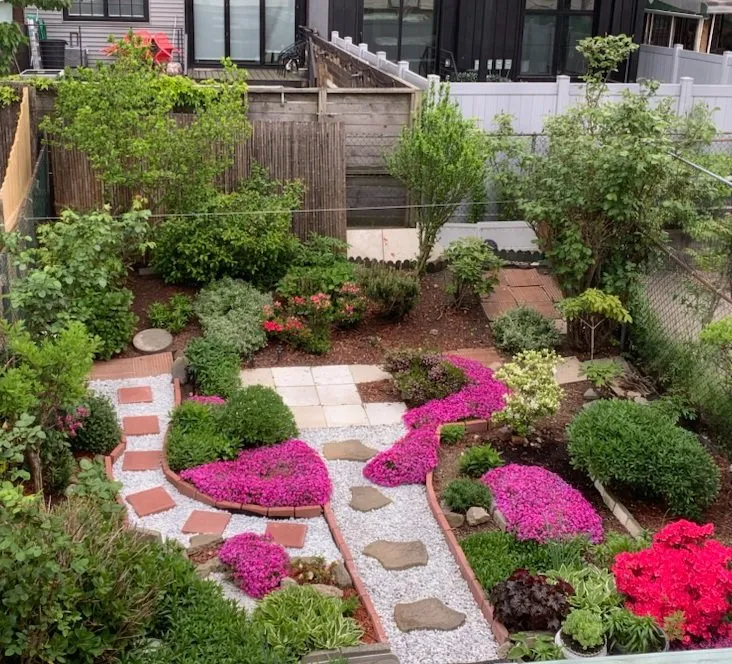 Professional lawn care service in Fort Myers, FL by Ecofriendly Garden Care