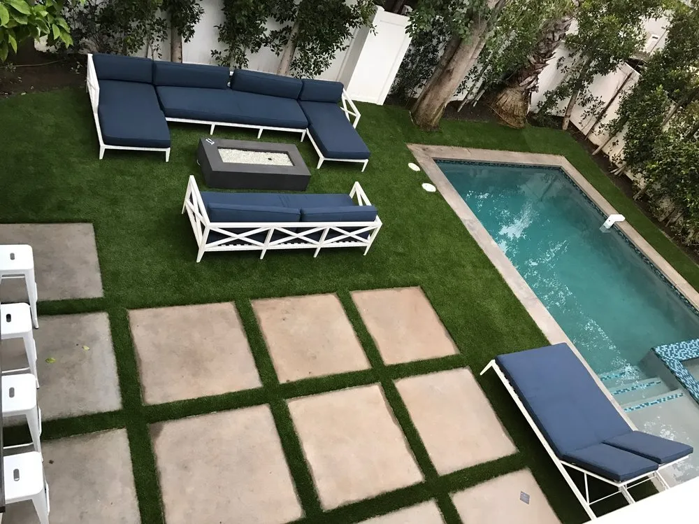 Reliable lawn mowing service with custom design in Chula Vista, CA by Ecograss