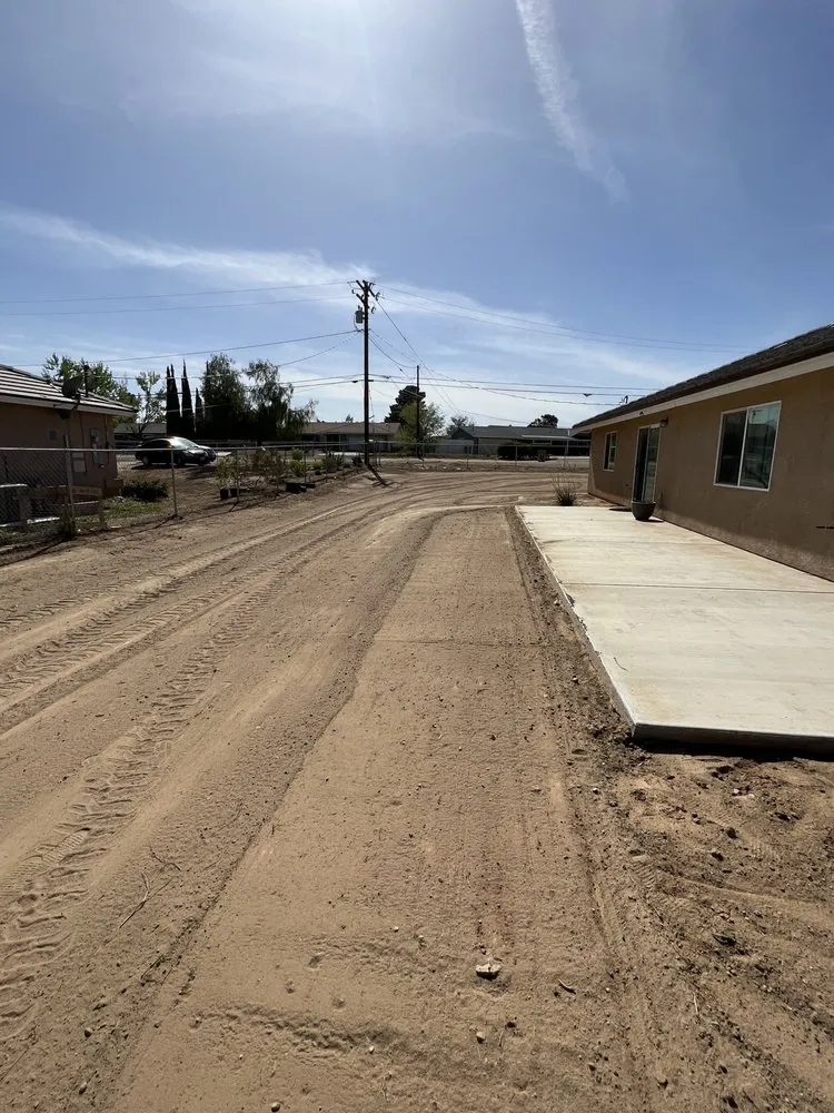 Affordable yard maintenance experts serving Hesperia, CA - Ecogreen Landscape