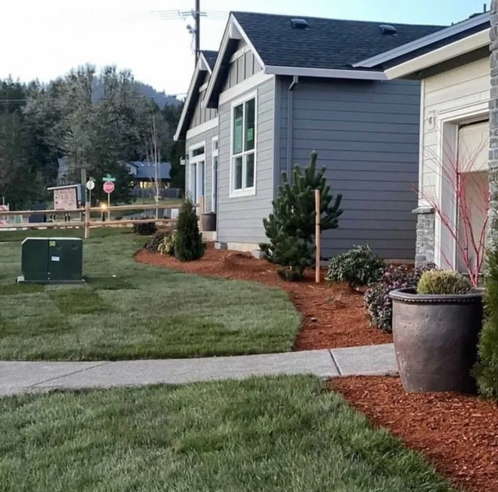 Top-rated outdoor landscaping in Lynnwood, WA - Ecomecos Landscaping