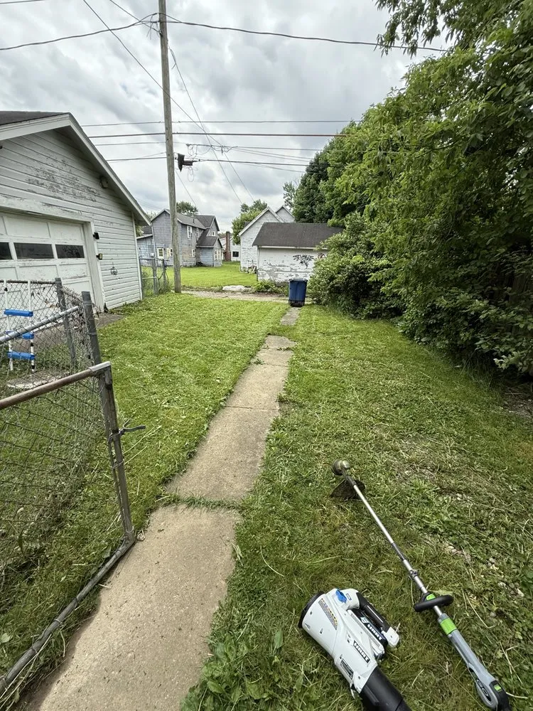 Trusted residential landscaping for homes across Marion, IN - Econicare