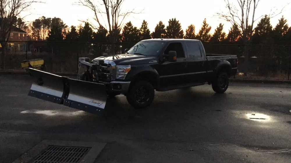 Professional yard cleanup service for outdoor upgrades in Virginia Beach, VA by Economic Mowing