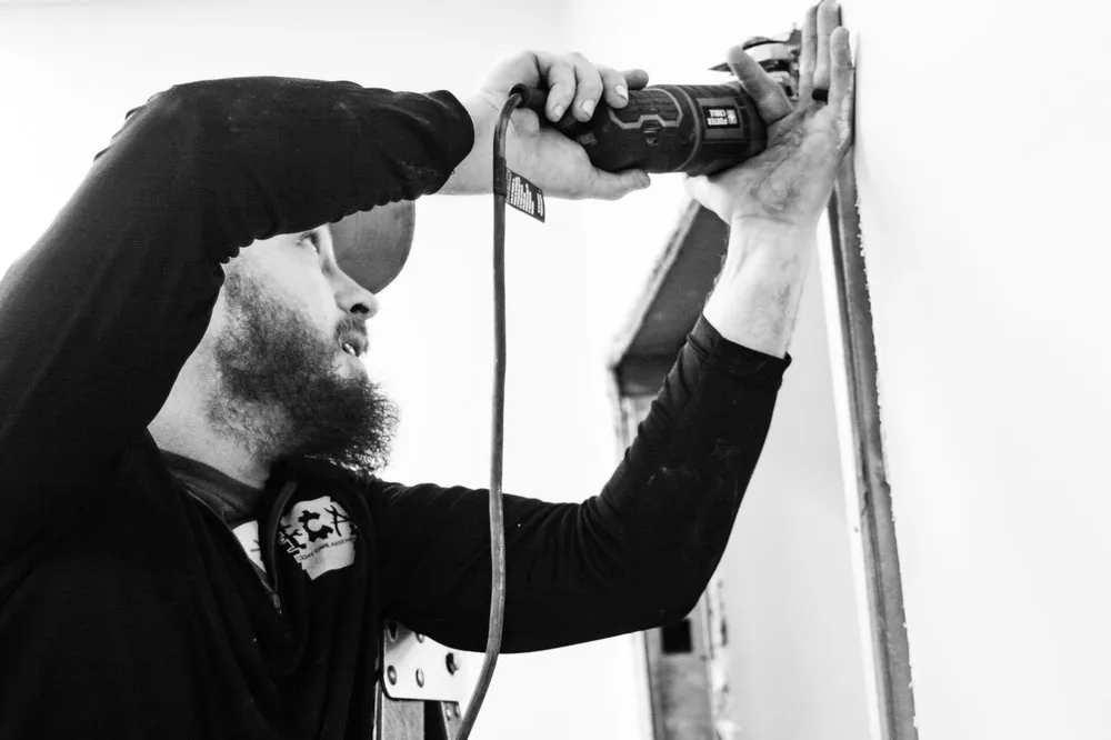 Top-rated lawn mowing service in Bryant, AR by Economy Care Assemblers