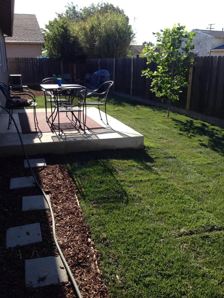 Custom lawn mowing service in Yuba City, CA - Econova Landscaping and Design