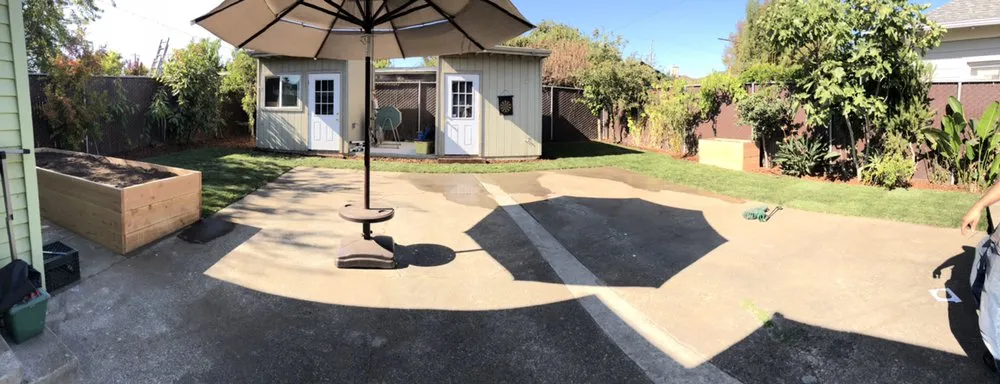 Reliable yard cleanup service experts serving El Cerrito, CA - Ecopacha Landscaping