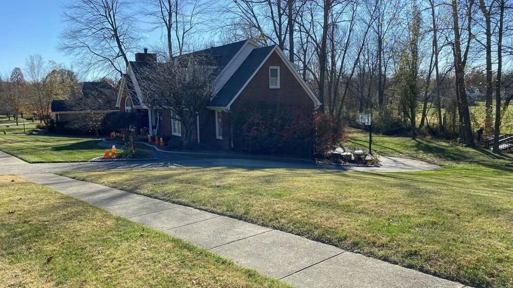 Custom lawn care service in Bloomfield, KY by EcoScapes