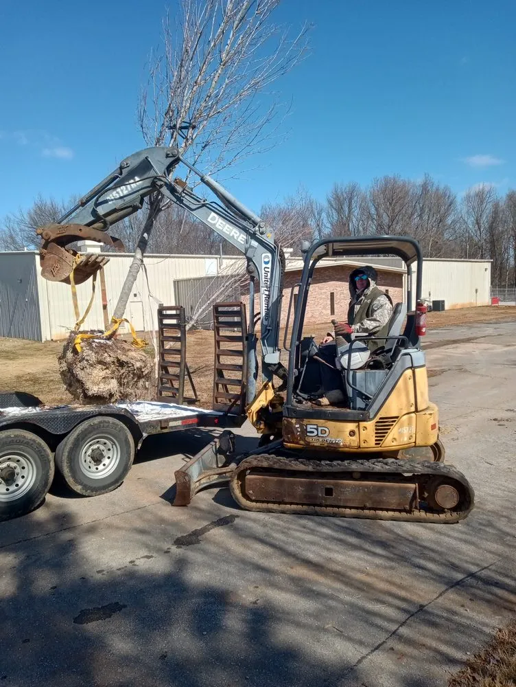 Professional garden landscaping with custom design across Florence, AL - Ecoscapes Landscaping