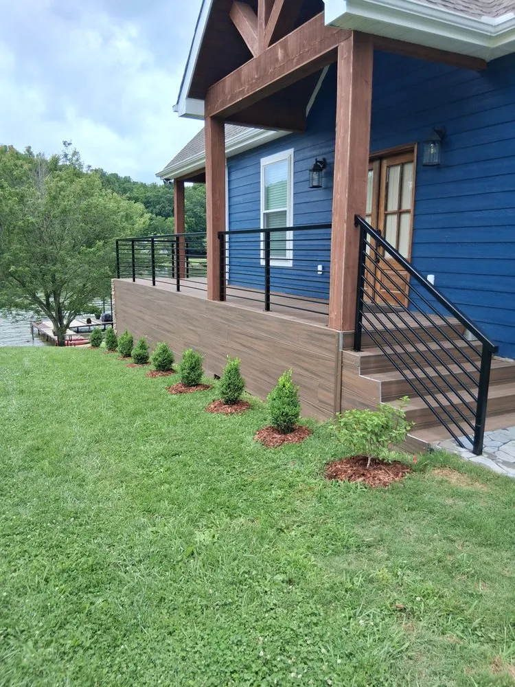 Reliable landscaping services in Florence, AL by Ecoscapes Landscaping