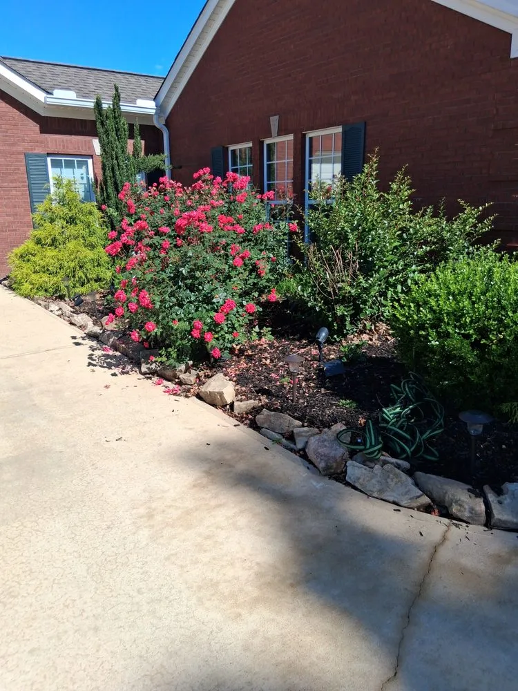 Local landscaping services in Florence, AL by Ecoscapes Landscaping