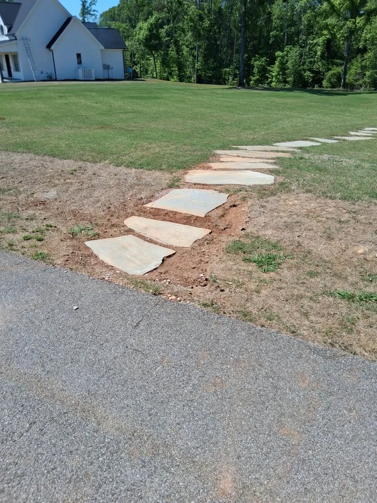 Reliable garden landscaping in Florence, AL by Ecoscapes Landscaping