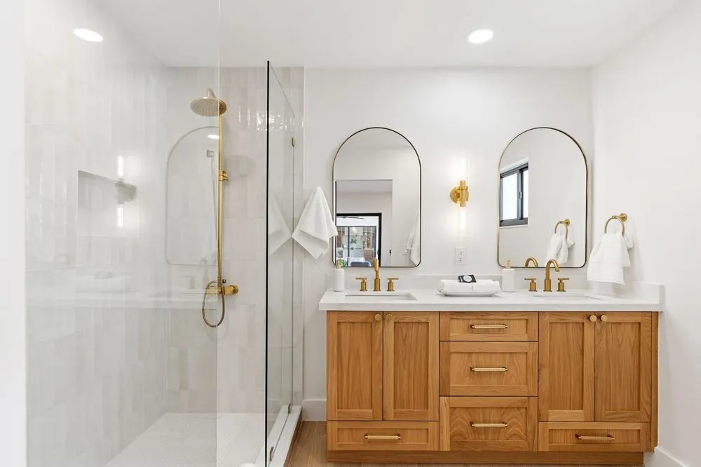 Affordable yard maintenance for homes in Woodland Hills, CA by Ecosmart Development & Construction