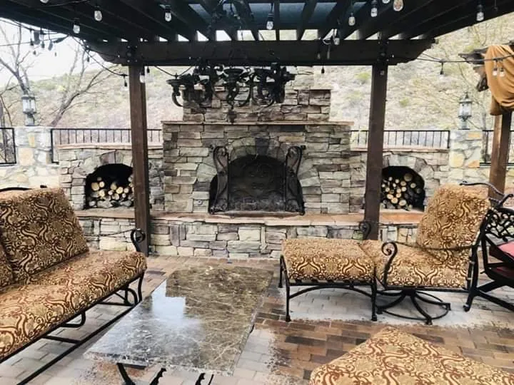 Custom yard maintenance for year-round maintenance in San Antonio, TX by Ecoterra Landscaping & Irrigation