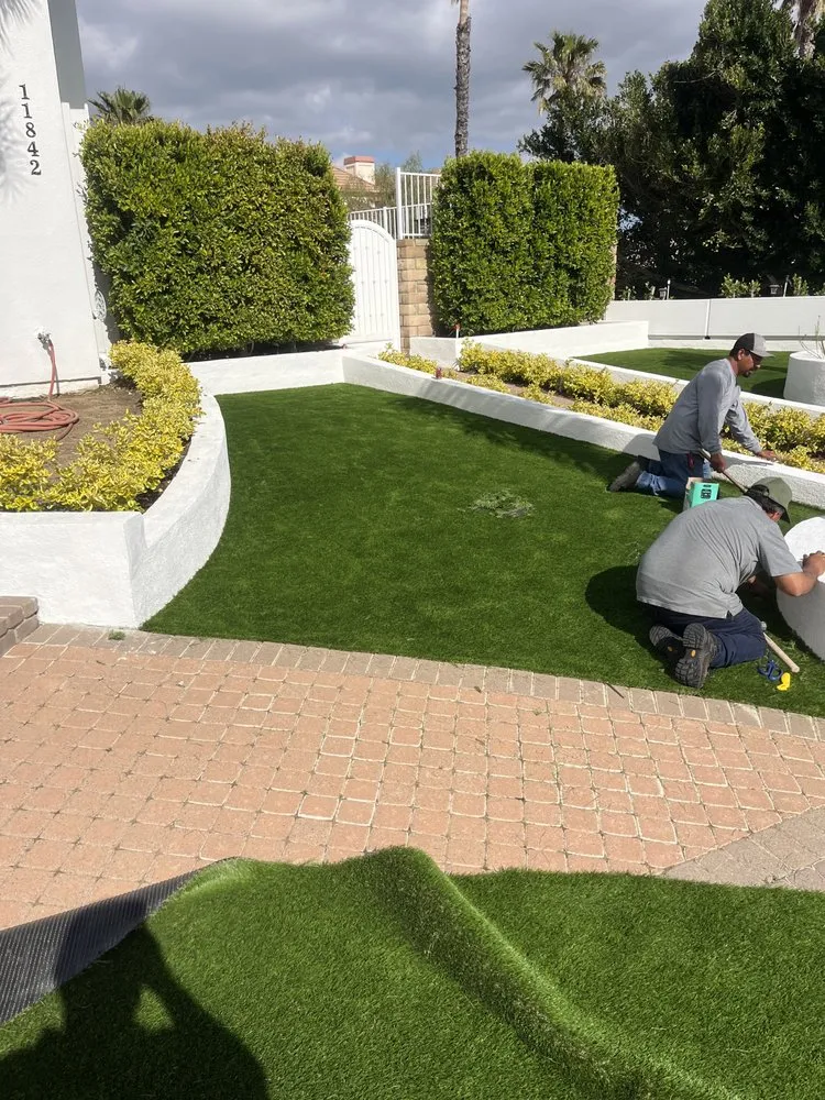 Expert yard cleanup service experts serving South Gate, CA - Ecoview Landscaping Services
