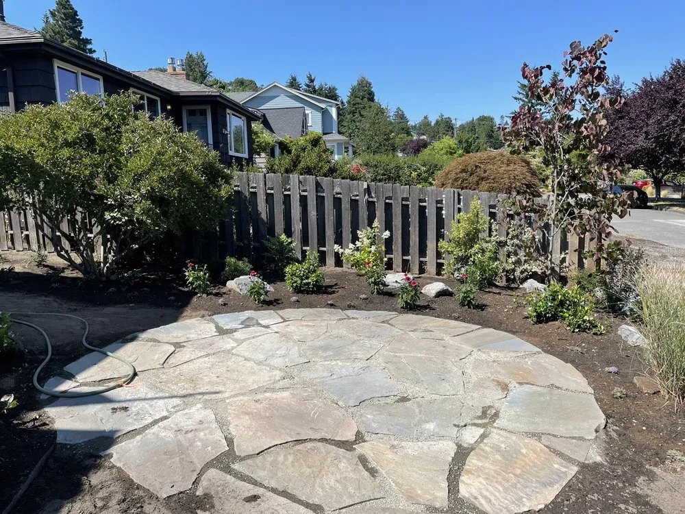 Reliable yard maintenance for homes across Seattle, WA - Ecoyards