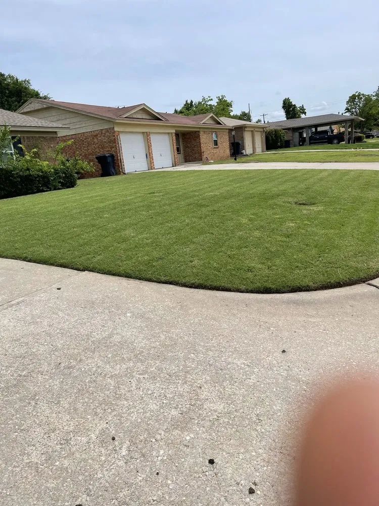 Affordable lawn mowing service in El Reno, OK - E&C’s Brothers Lawn Service