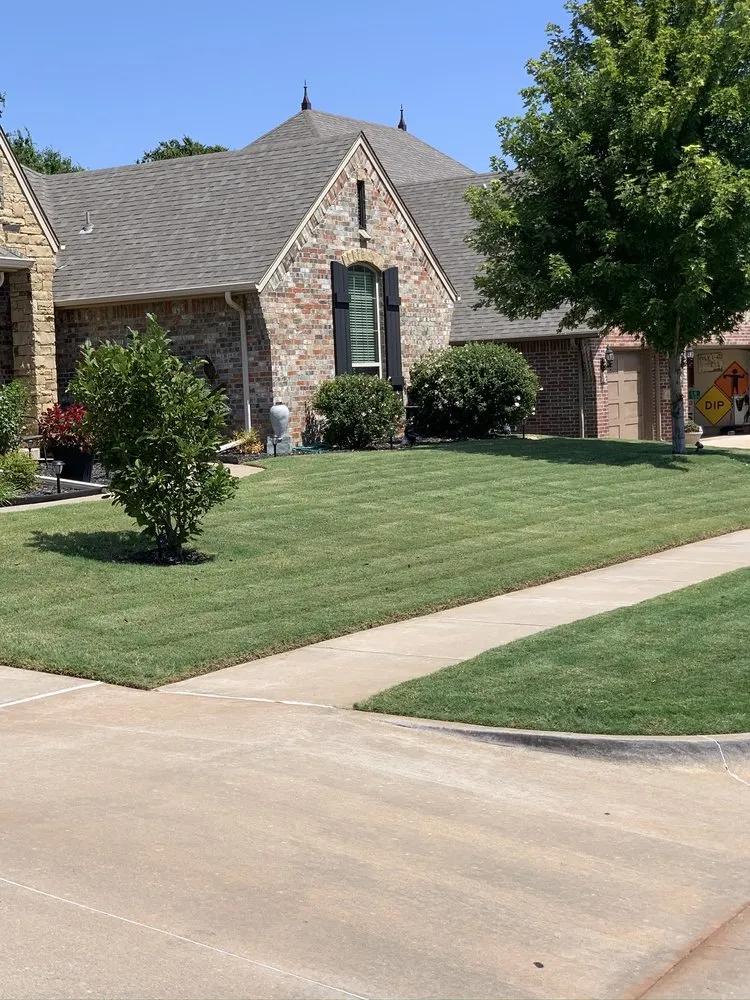 Professional residential landscaping near you in El Reno, OK by E&C’s Brothers Lawn Service