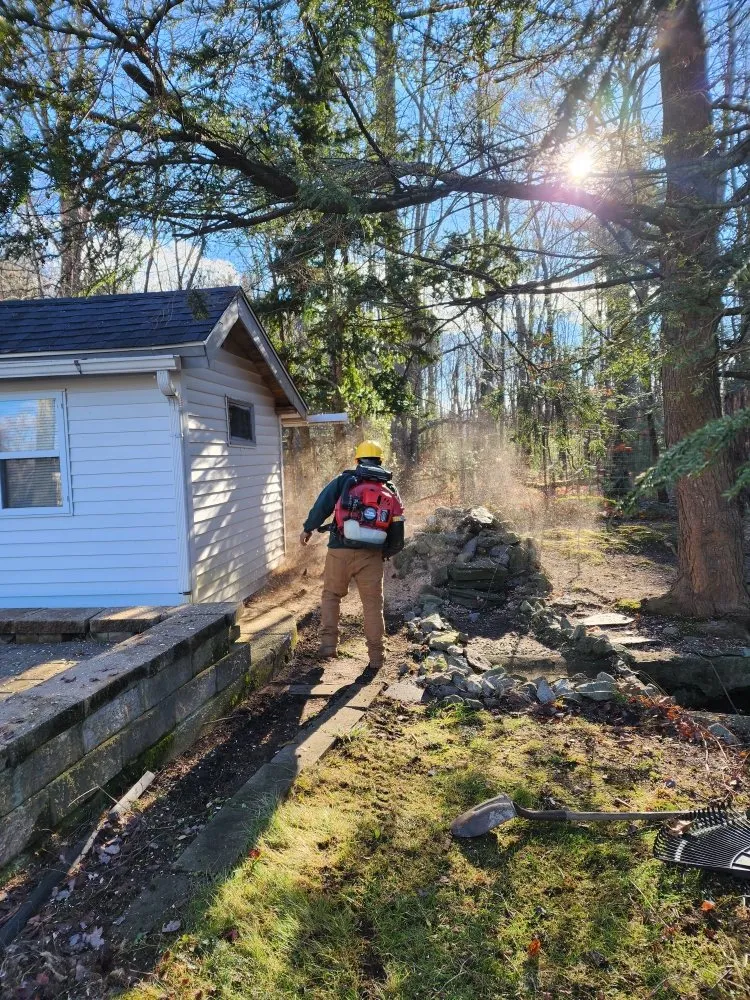 Top-rated yard cleanup service experts serving Merrimack, NH - E&D Landscaping