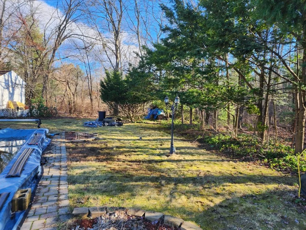 Professional lawn care service in Merrimack, NH by E&D Landscaping