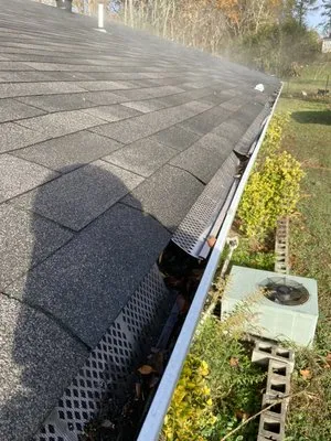 E&D Lawn Care Maintenance Logo