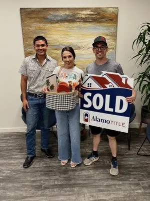 E&D Lawn Services Logo