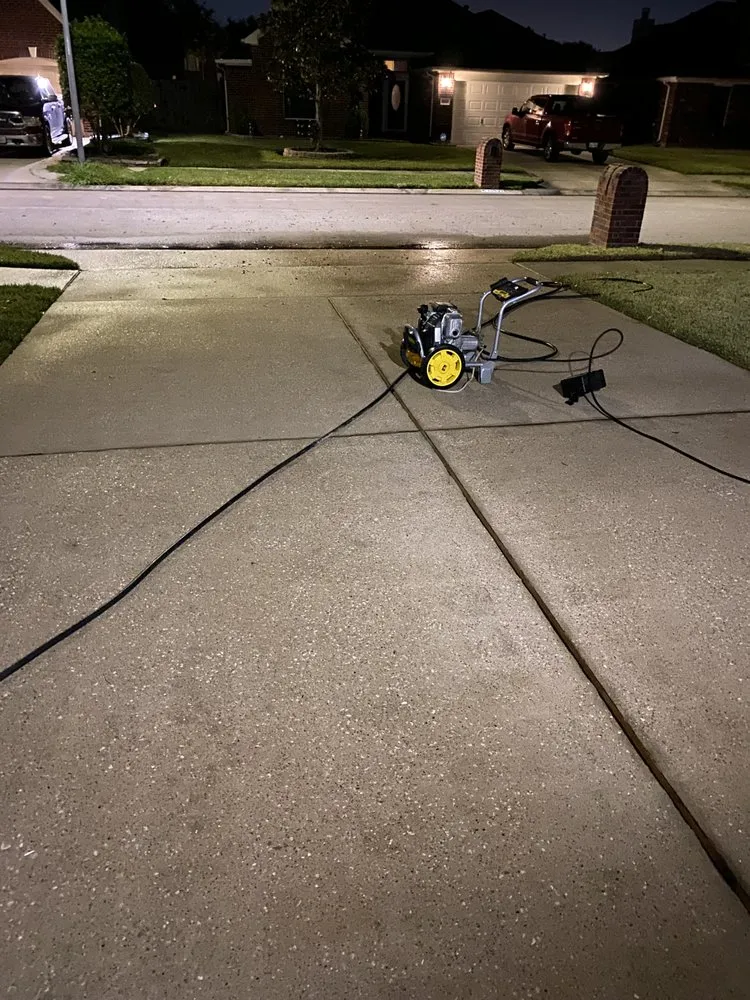 Affordable garden landscaping experts serving La Porte, TX - Eddie Villarreal