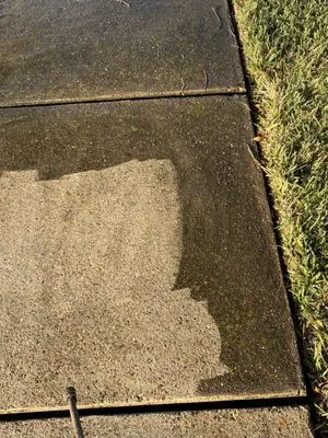 Eddie Villarreal Logo